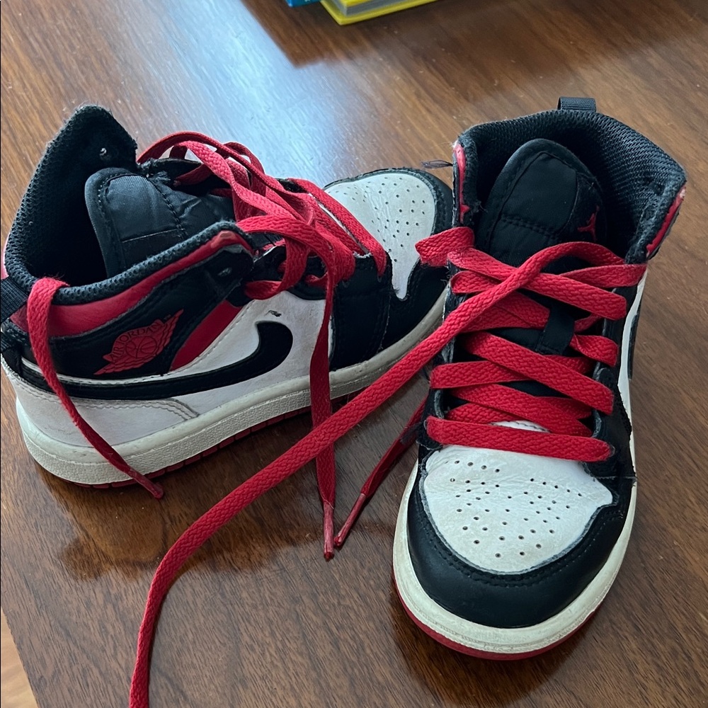Nike Air Jordan Hi Tops